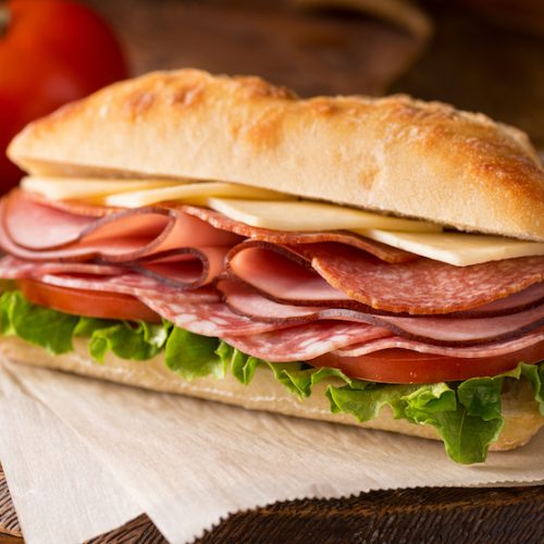 Panino affettati e verdure